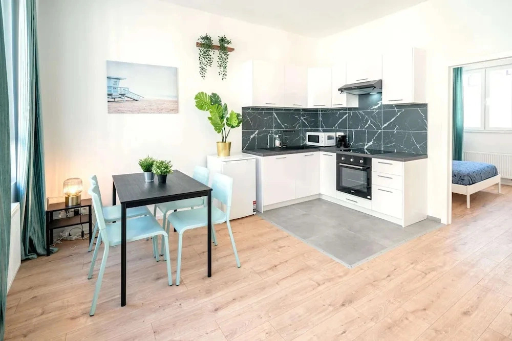 Charming 1-bedroom Apartment in Antwerp