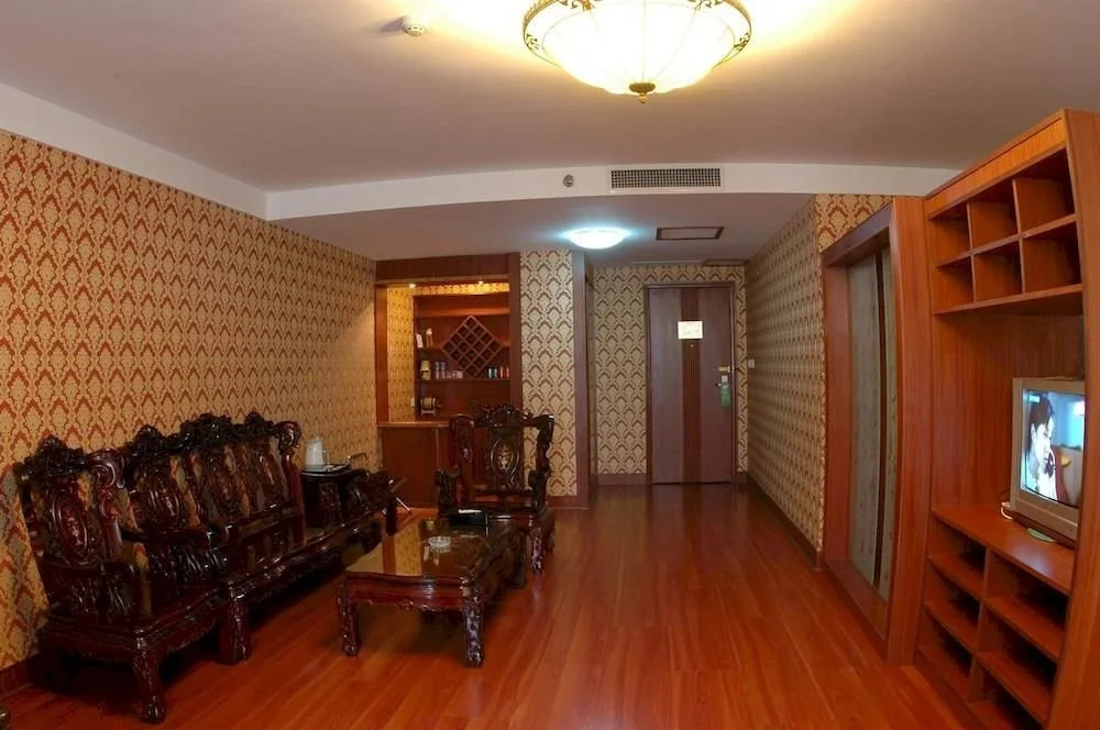 Jiaotong Hotel