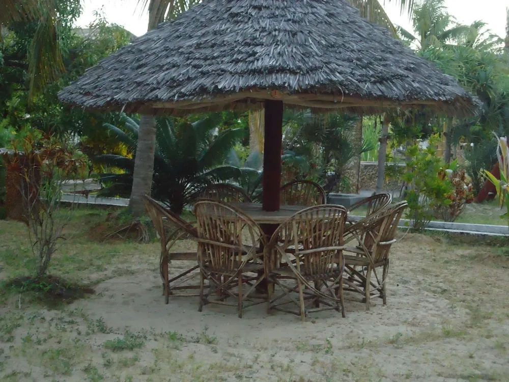 Dudu Villas N Backpackers