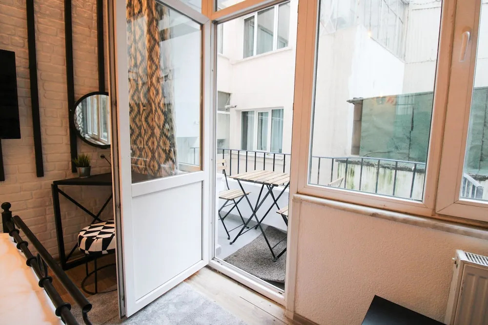 HK Apartments