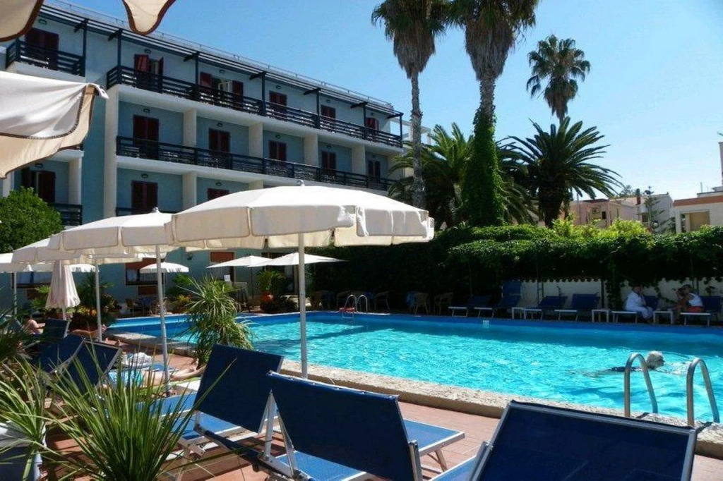 Hotel Giardino La Playa