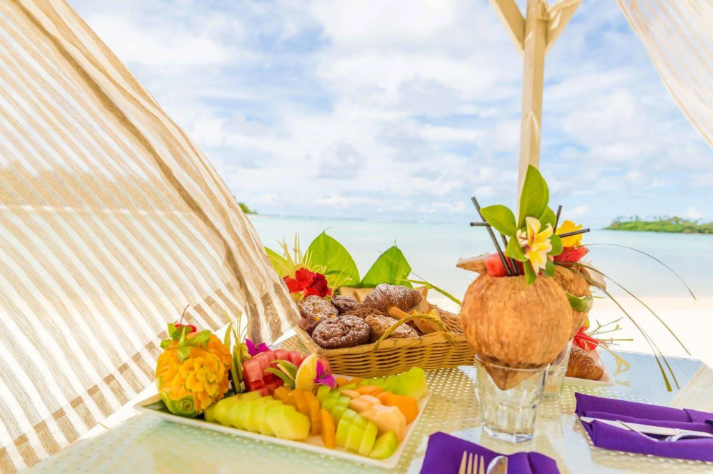 Muri Beach Club Hotel