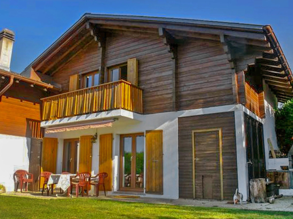 Chalet Praline
