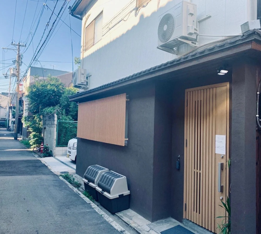 Hanazonominami Apartment 101