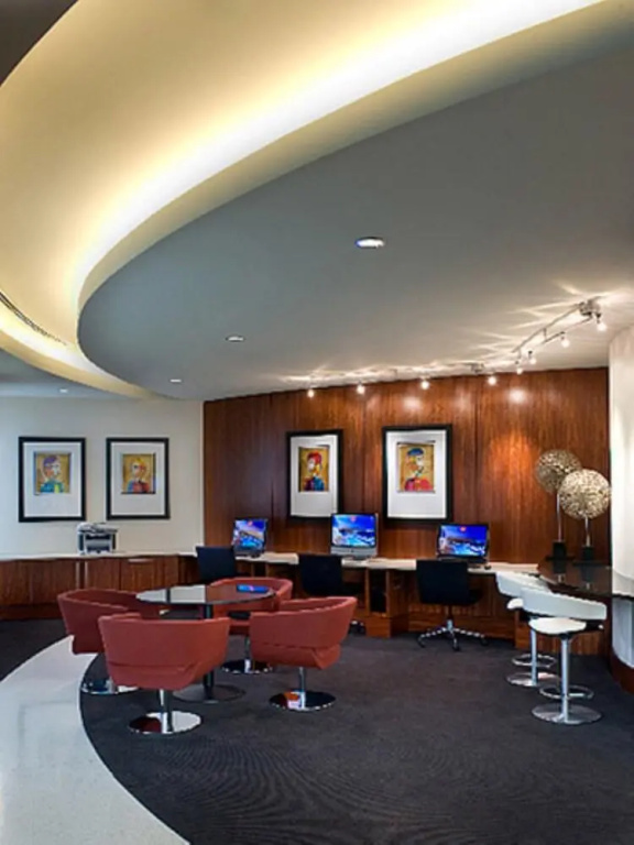 Bluebird Suites near National Airport