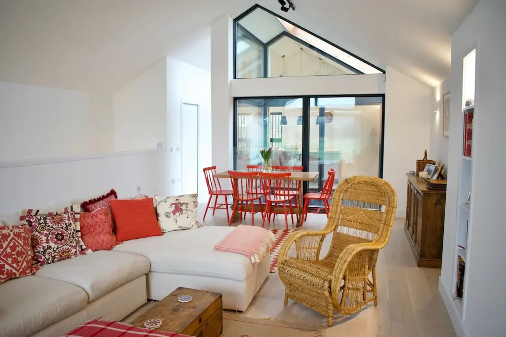 Elegant Eco Glass House