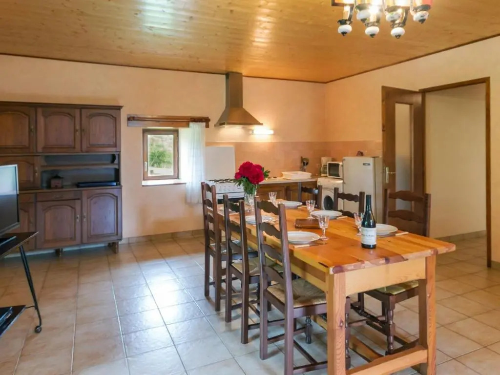 Gîte en pierre 6 pers avec cheminée à Sauvain - FR-1-496-42