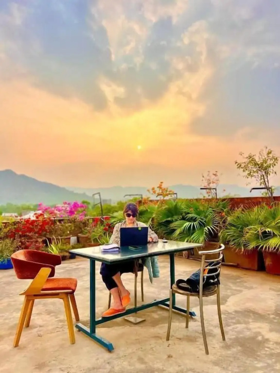 Bhoora House
