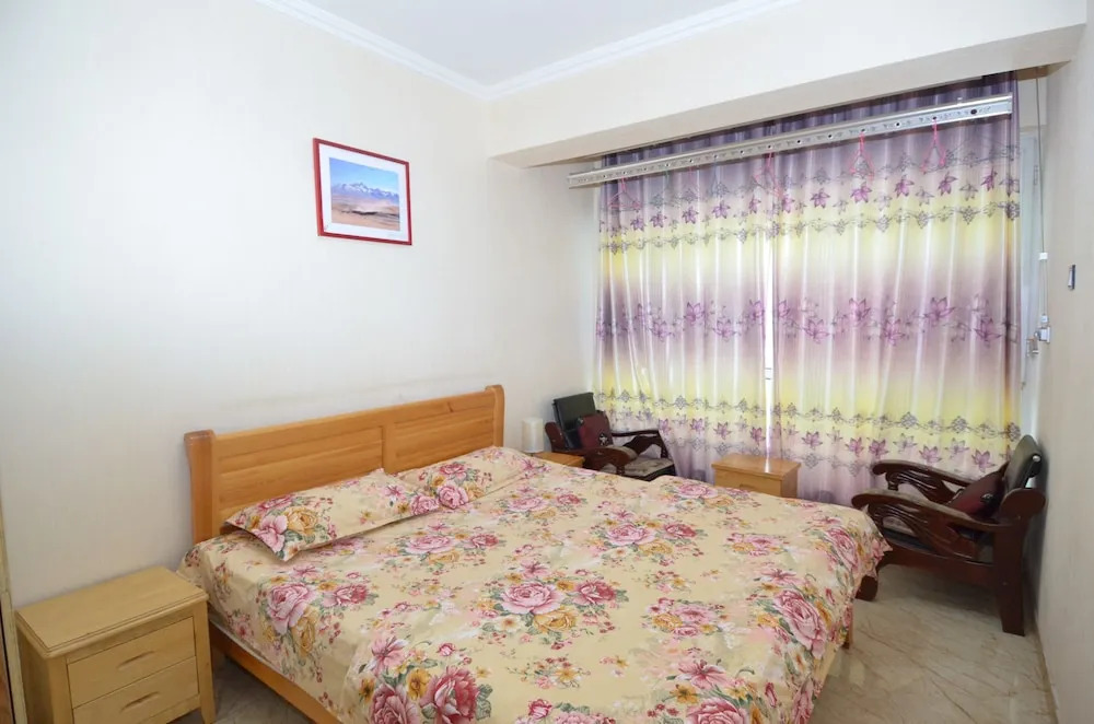 Lanzhou Longshang Apartment