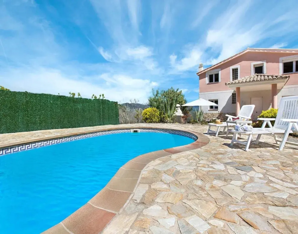 Villa in Lloret de Mar With Private Pool