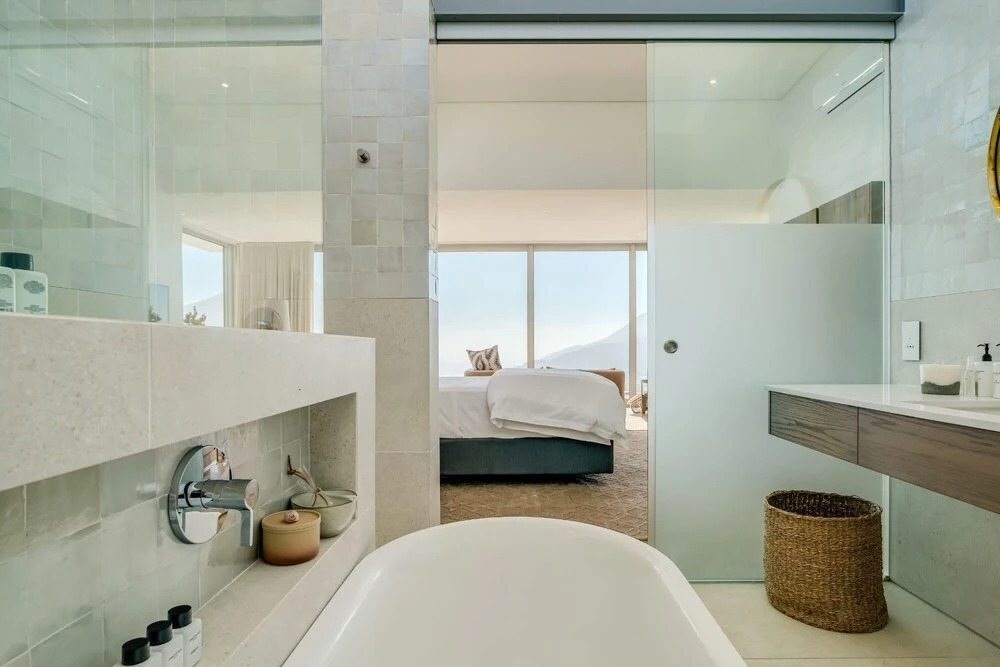 Camps Bay Grace - Villa with pool and ocean views