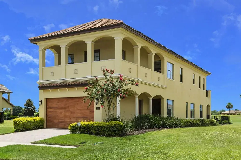 Panoramic Golf Course Views 5 Br home by RedAwning