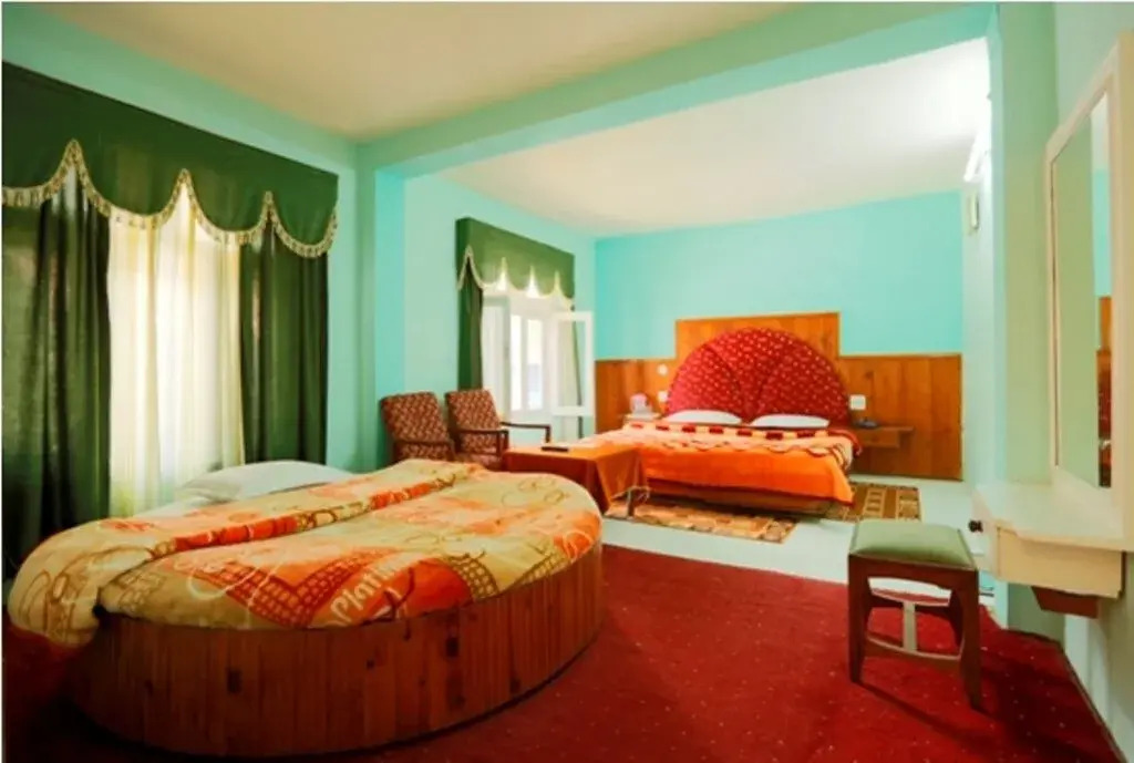 Hotel Mohan Palace