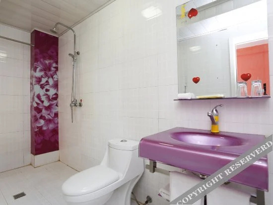 Jinshiyuan Fashion Hotel (Jilin Railway Station West Square)