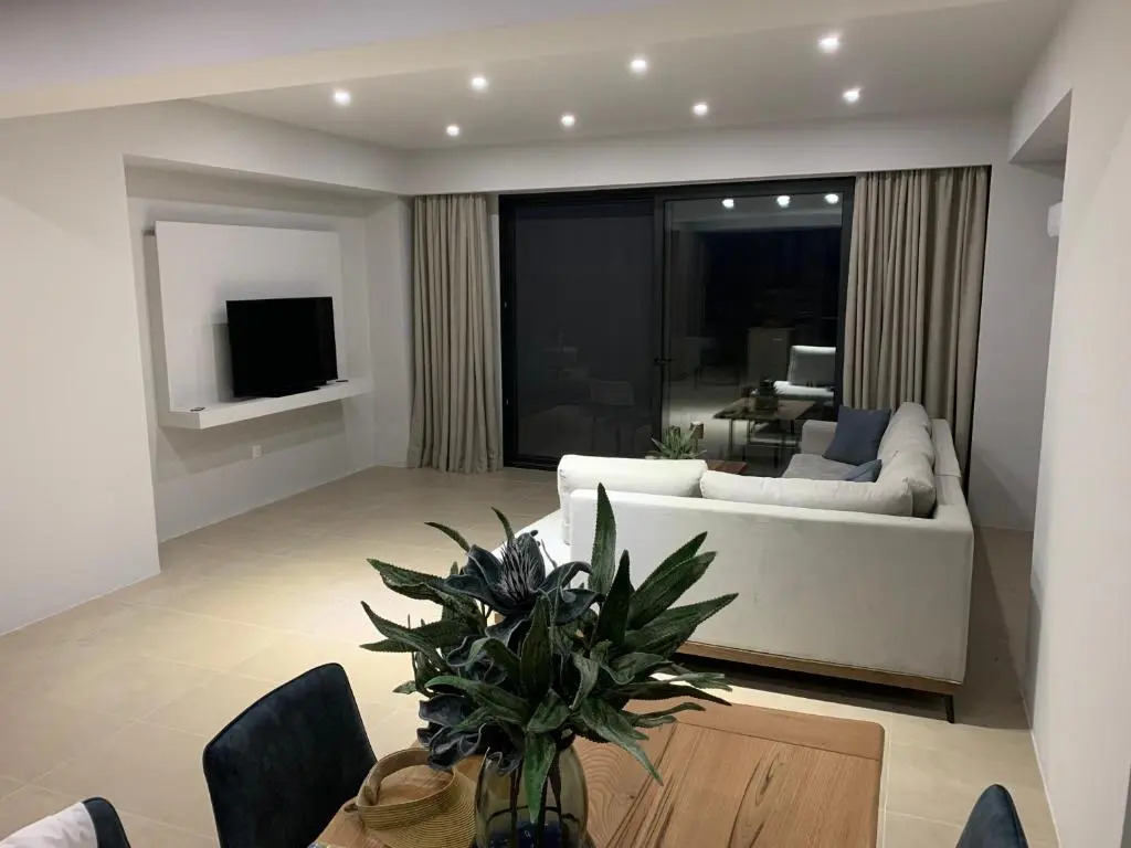 Central Urban Luxury Sea View Apt Since 2009