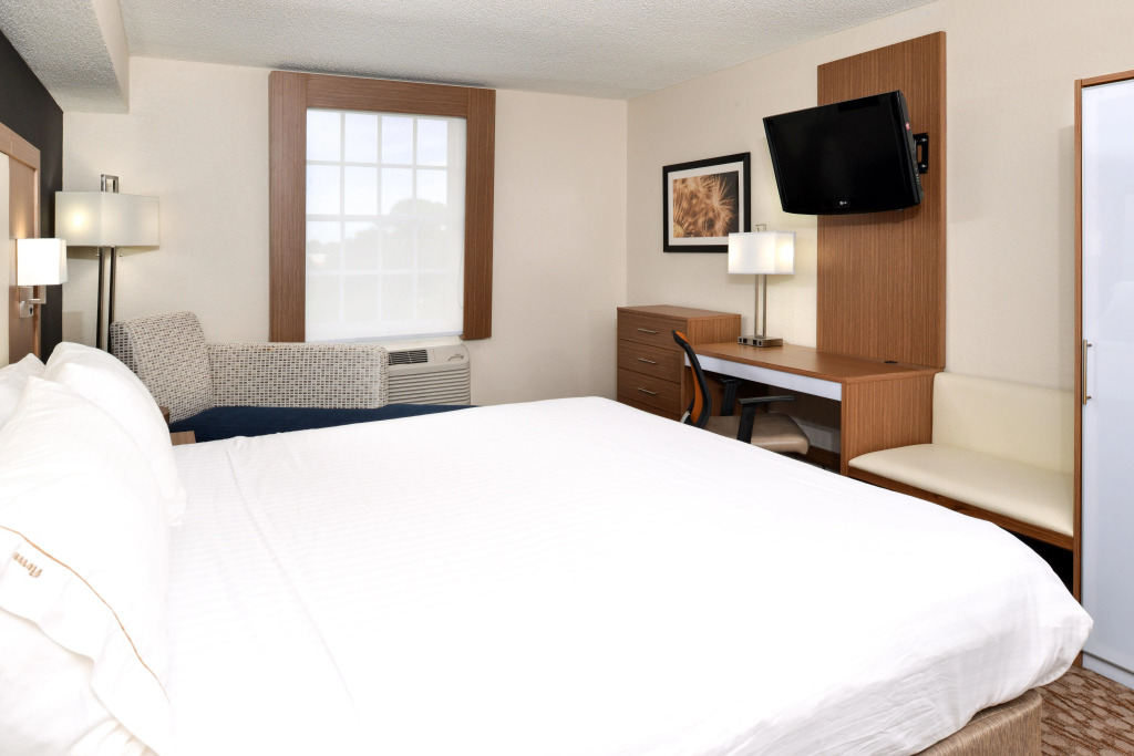 Holiday Inn Express Hotel & Suites Bonita Springs/Naples by IHG