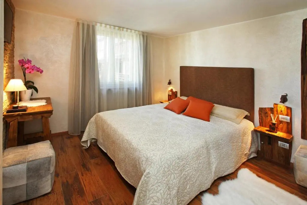 Serendipity Hotel