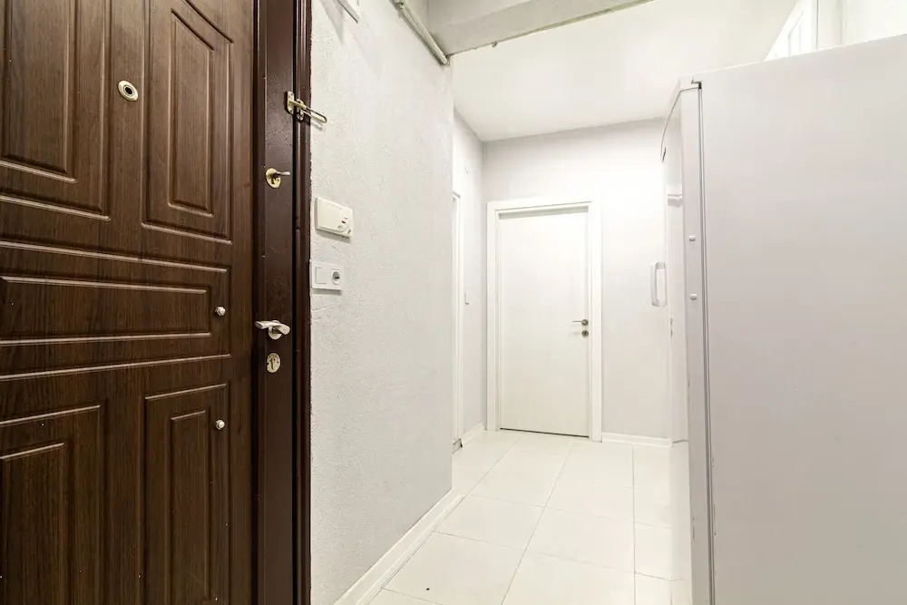 Centrally Located Apartment With Backyard in Sisli