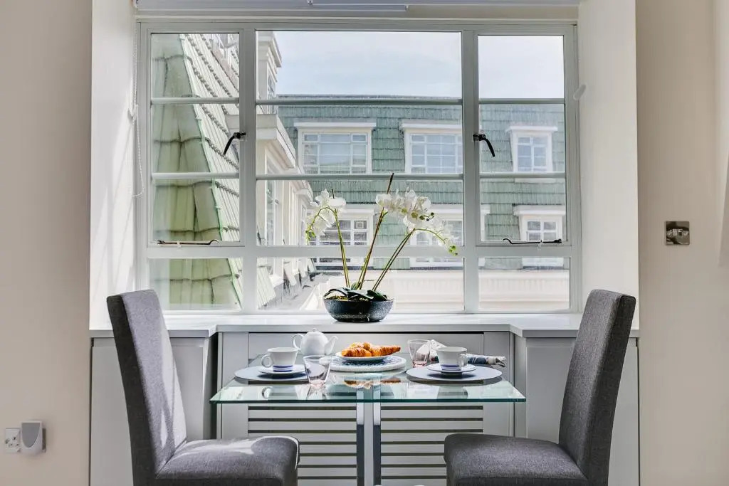 Nell Gwynn Chelsea Accommodation
