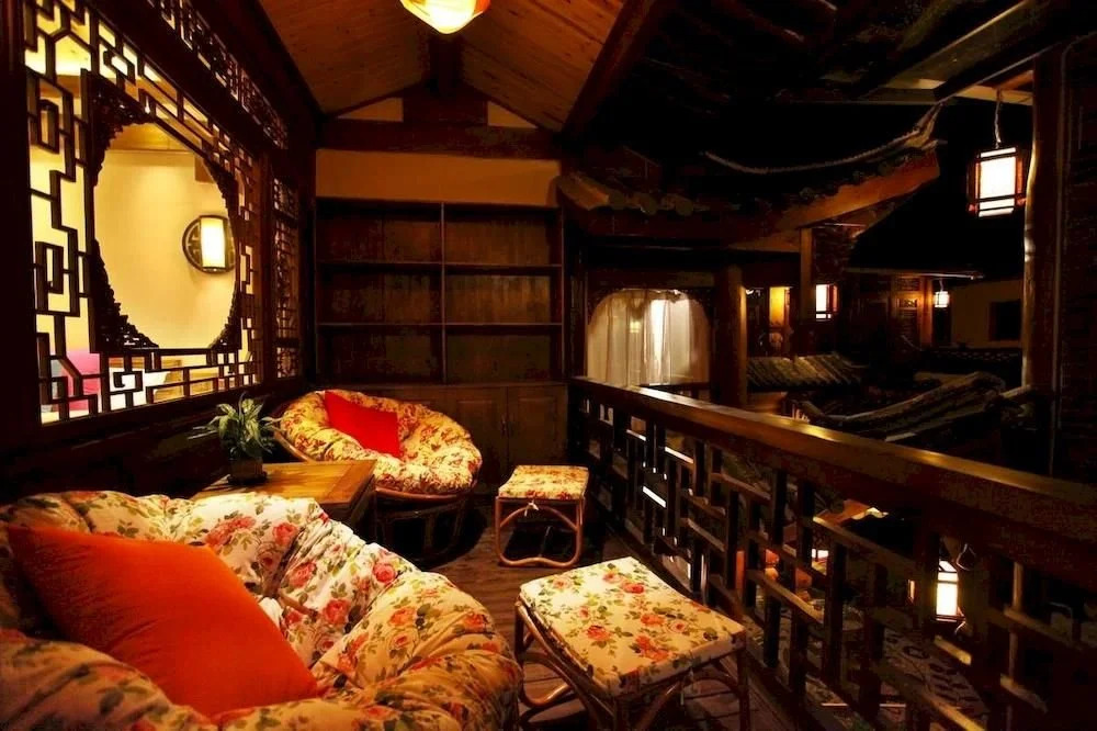 Lijiang Yanlan Cuishe Boutique Inn