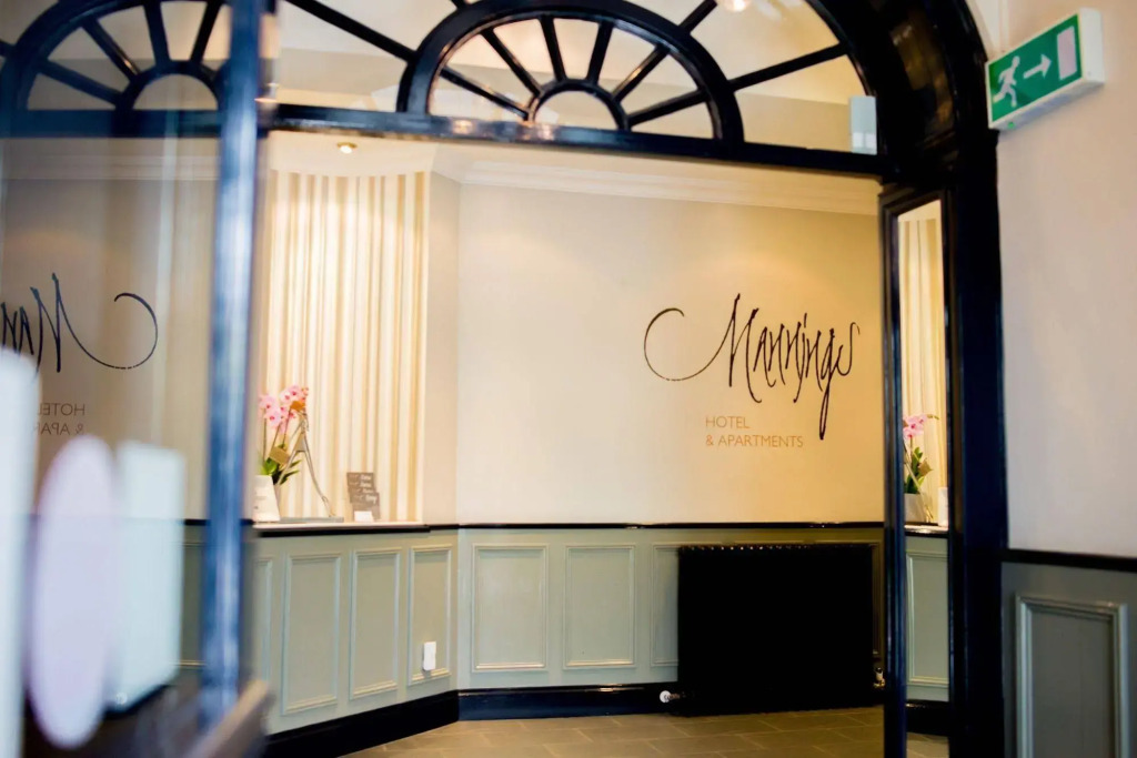 Mannings Hotel