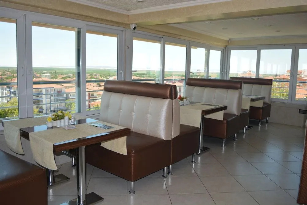 Yildirim Hotel