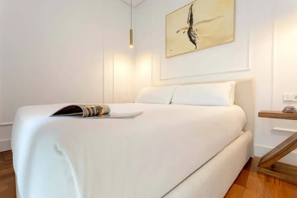 Modern Apartment in Seville. Corral del Rey II