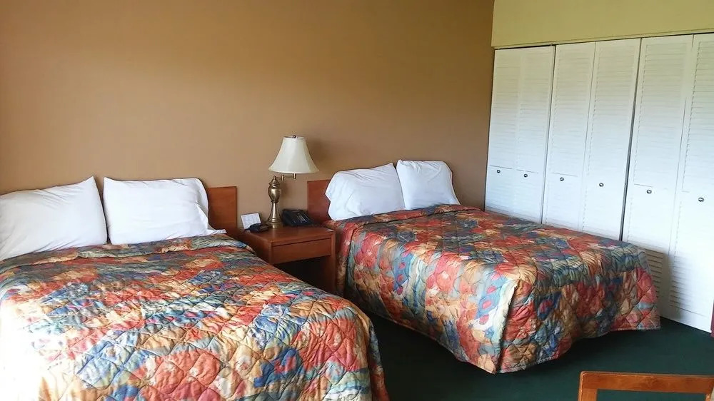 Hollywood Beach Golf Resort