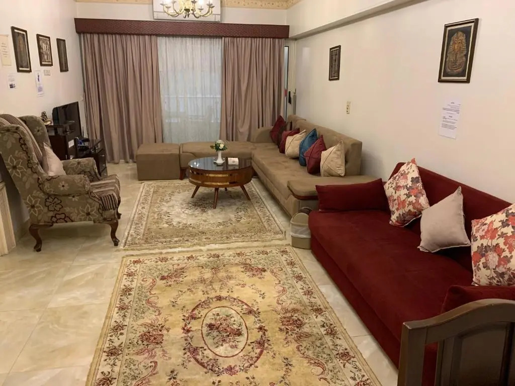 Al Corniche Residence Sea View