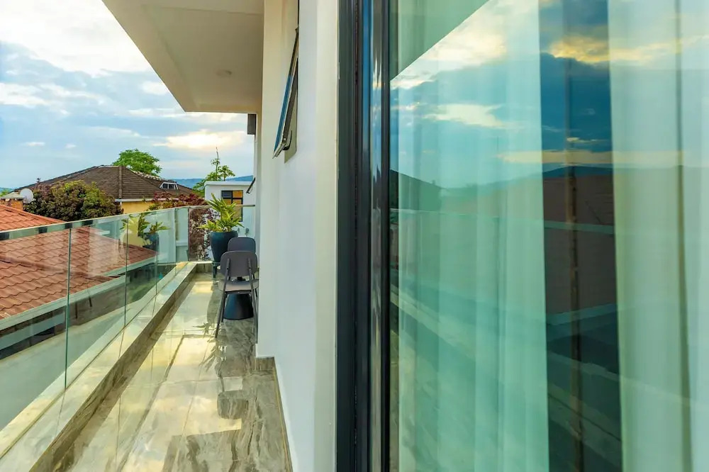 T-Stone Apartment Hotel