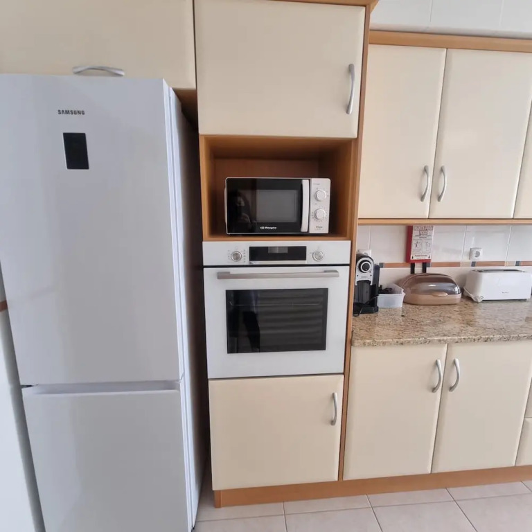 T2 Infante 101 A C Moderno Wi-fi Garagem 50M Praia
