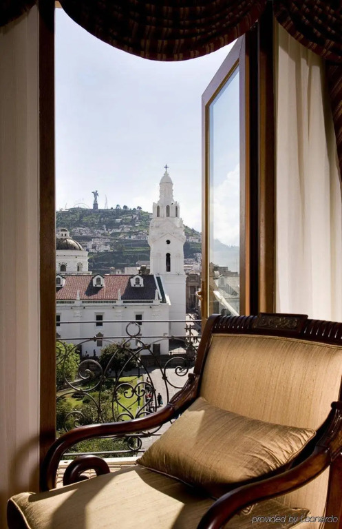 Plaza Grande Hotel