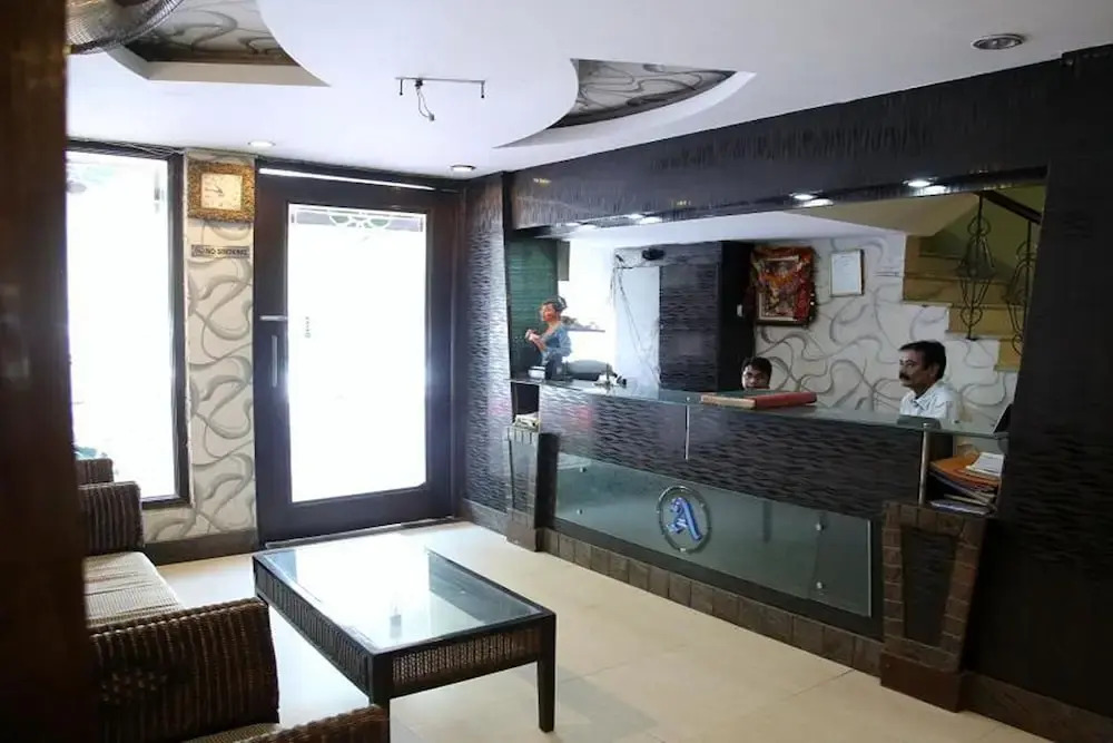 1 BR Guest house in Karol Bagh, New Delhi (6D89), by GuestHouser