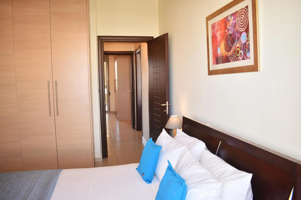 Karma Apartment - Next to sandy beach