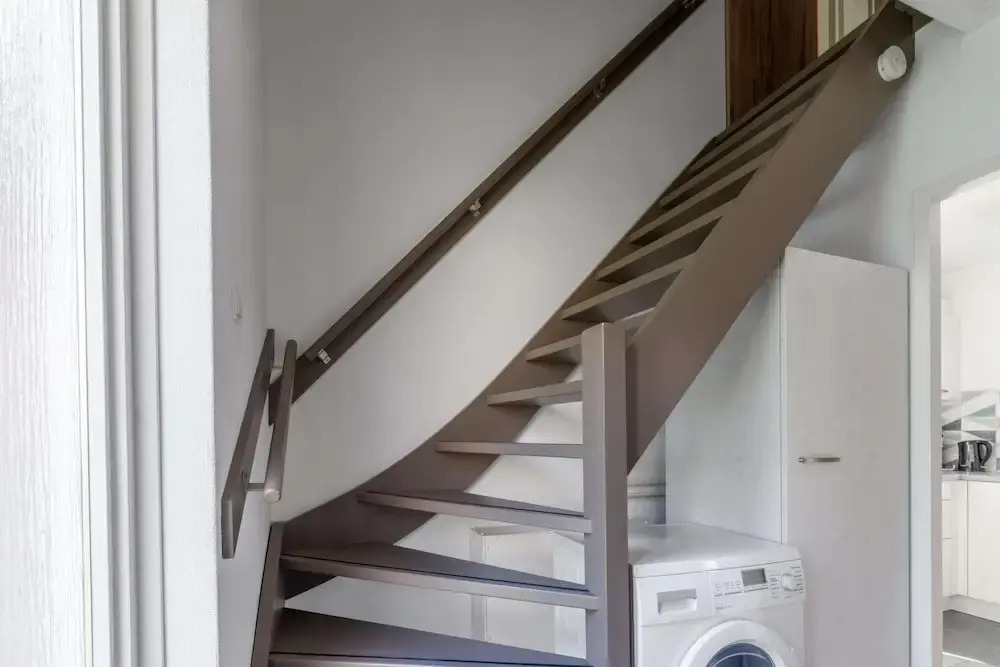 Tastefully and Modernly Furnished 5-person Bungalow