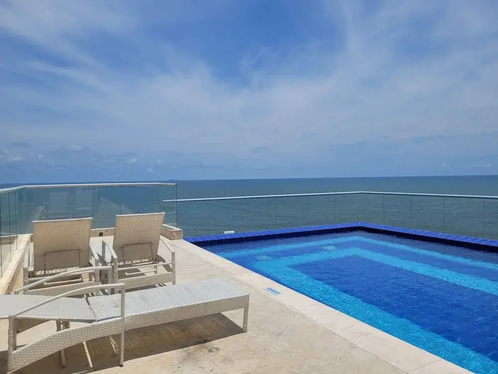 Apto 414 Ocean Drive Crespo Cerca al Mar