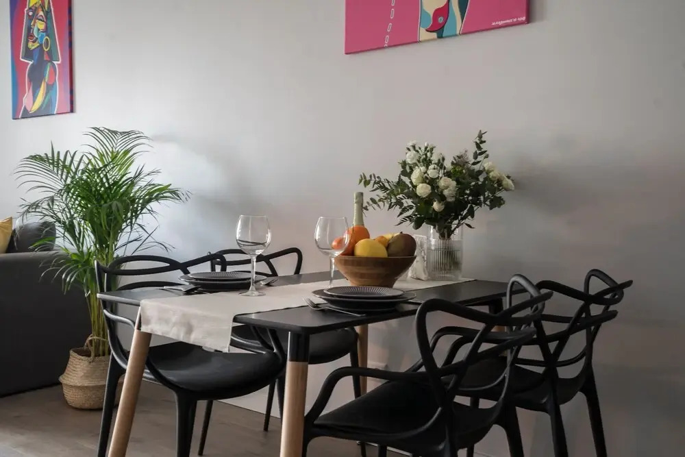 oompH Warsaw Central Luxurious Apartments with Balcony