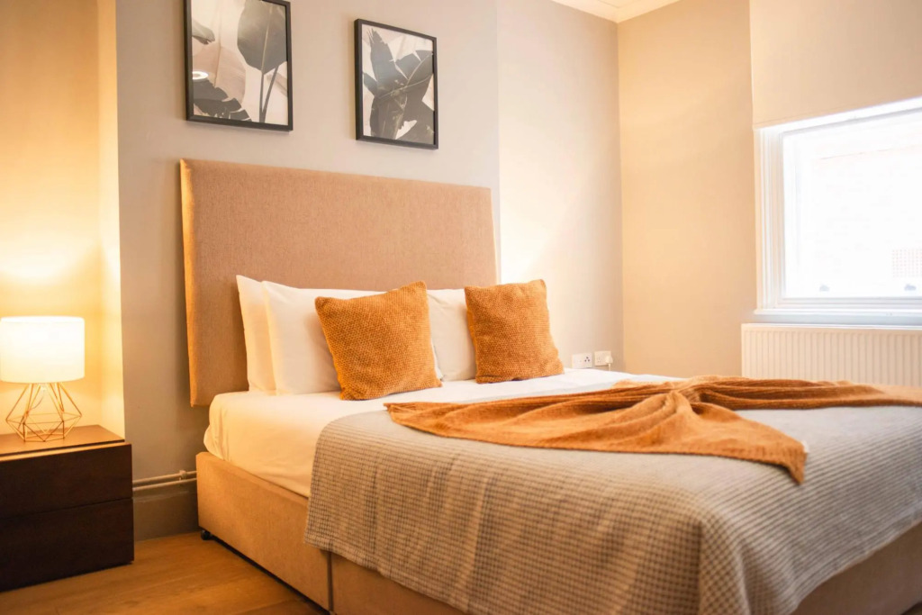 Basement Apartment in Heart of Central London