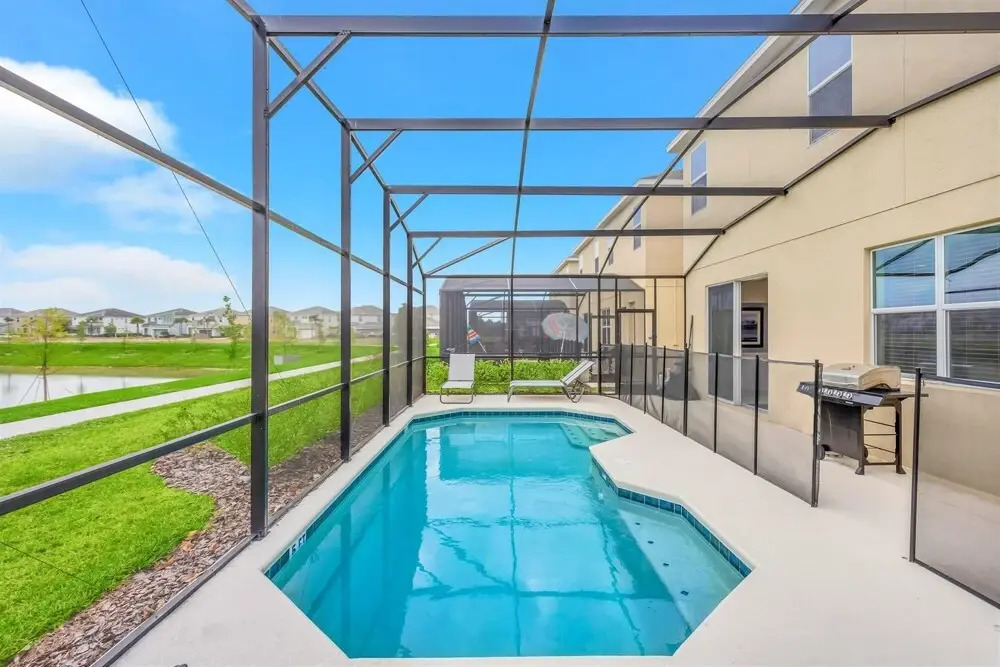8BR Resort Mansion - w Pool Games Room BBQ