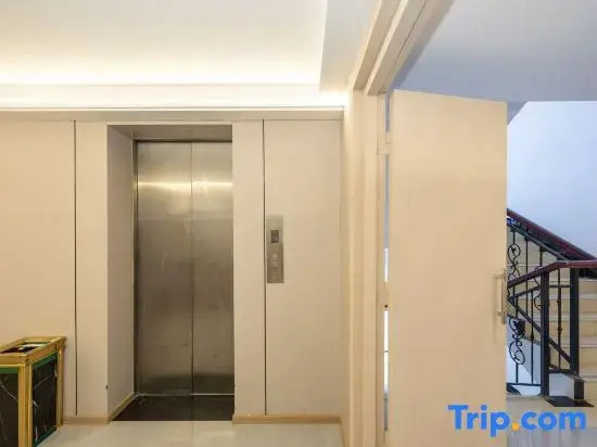 Jiangyou Fengcheng Qingli Hotel (Shengming International Plaza)