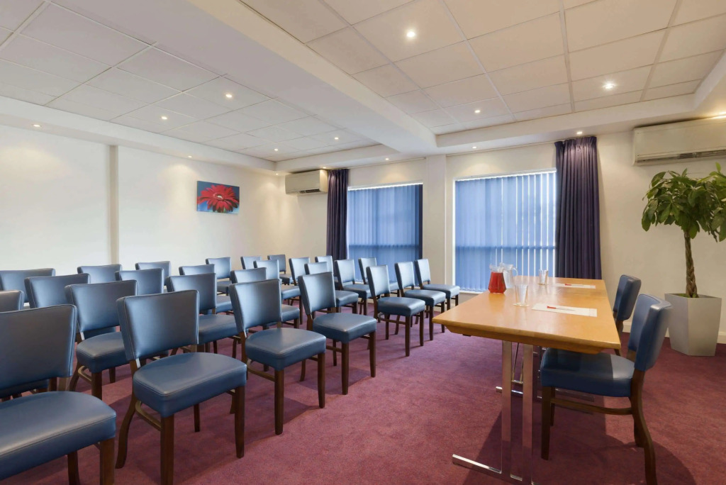 Ramada Wakefield