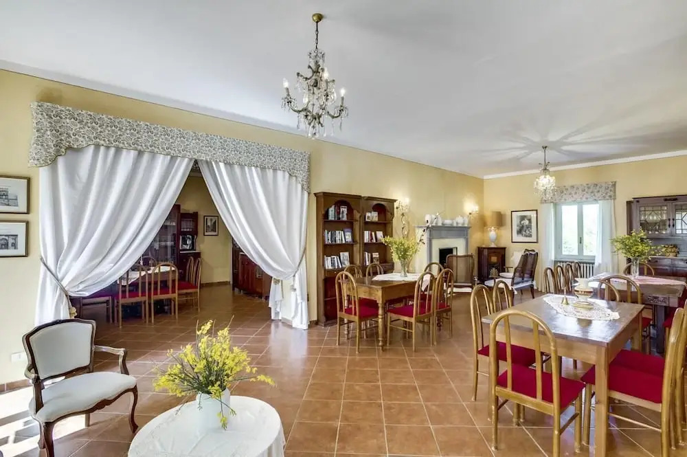 Elegant villa in the UNESCO Val dOrcia area of Tuscany