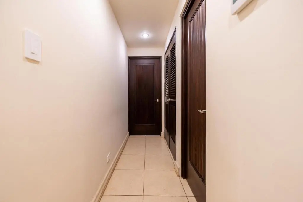 Bocaraca 2 - Luxury 2 BR Condo