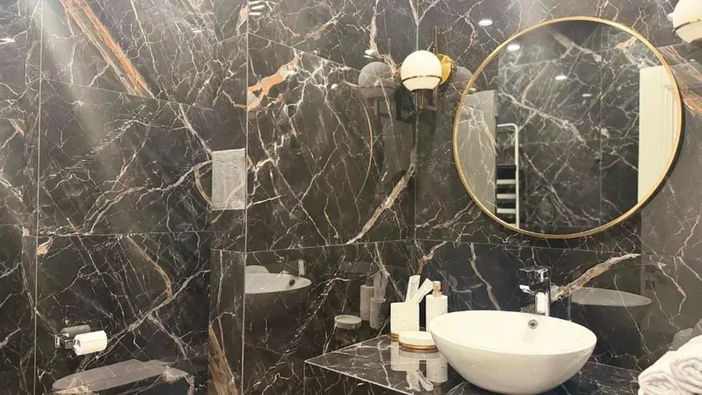 Luxury 2BR apartment in the center