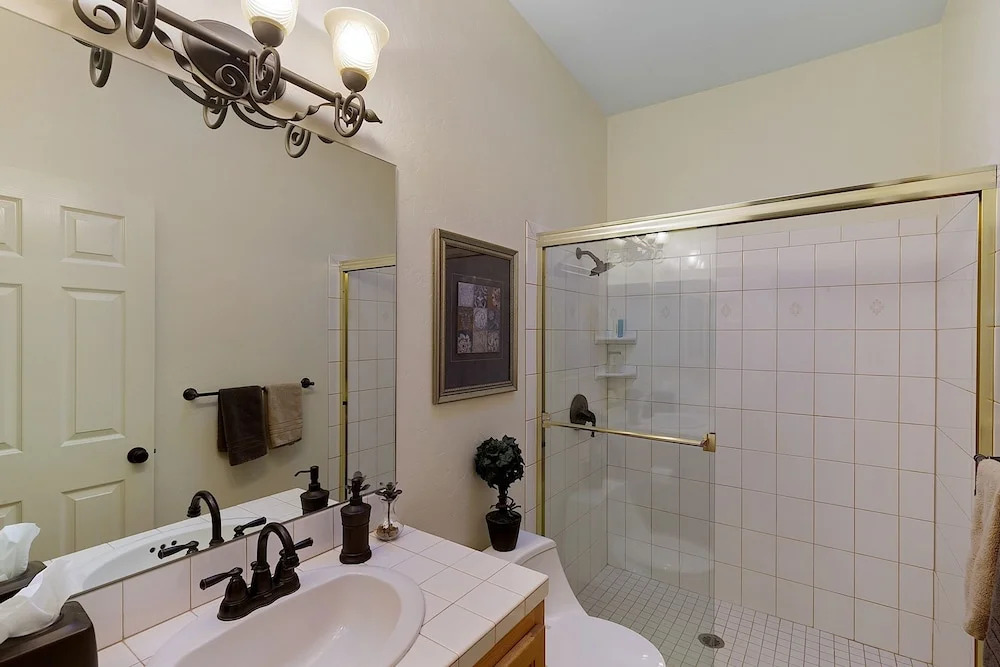 Easy Living 4 BR by Casago