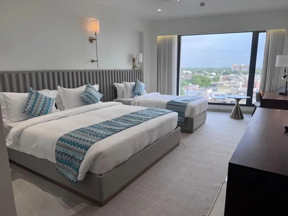 Hotel Veritas Grand