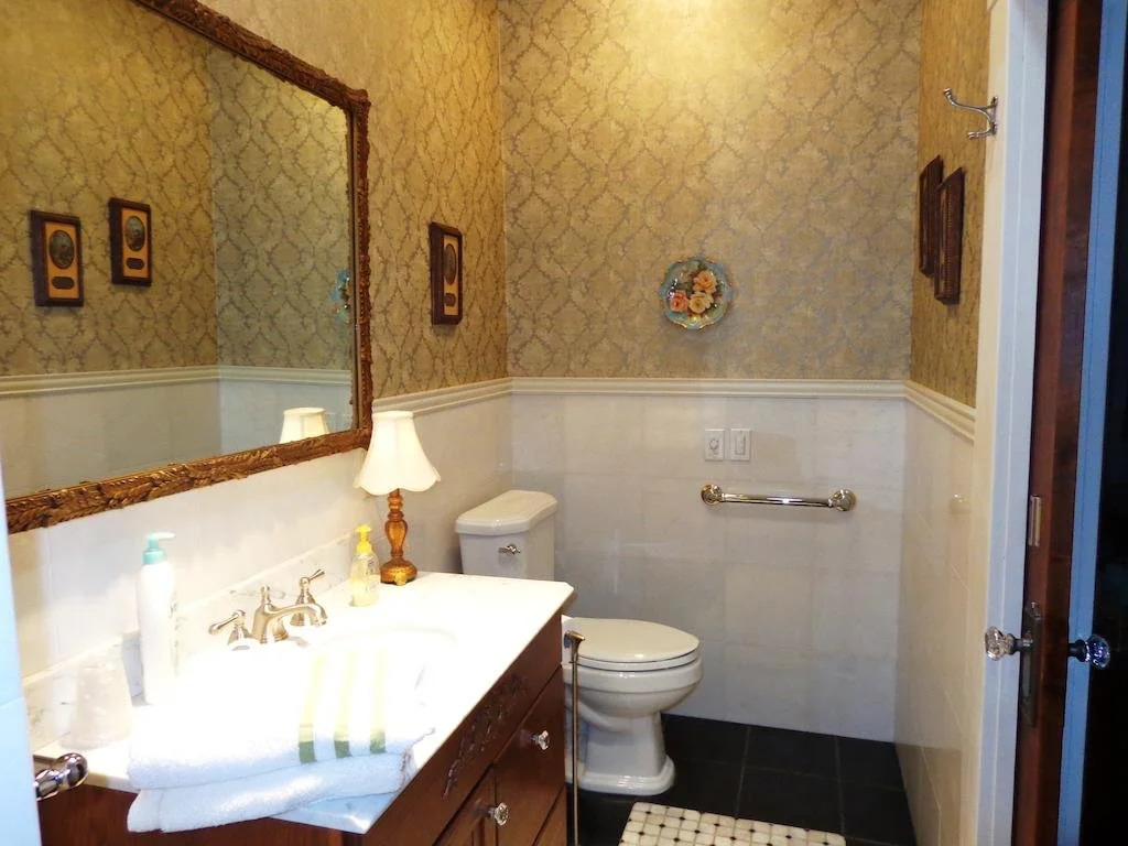 Jefferson Street Bed and Breakfast Inn