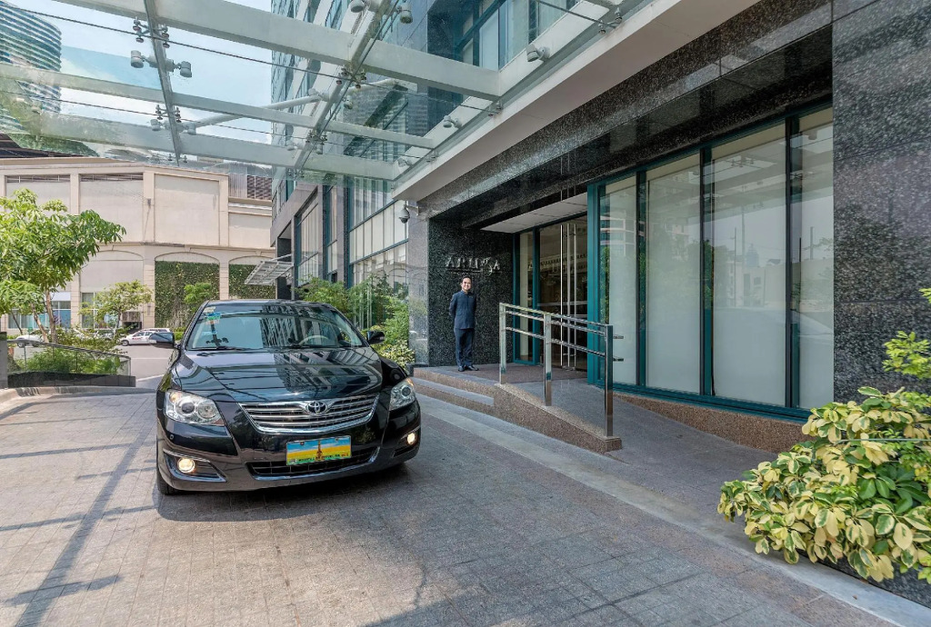 Aruga Apartments by Rockwell Makati