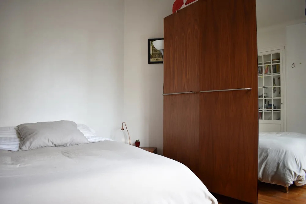 1 Bedroom Flat In Le Marais