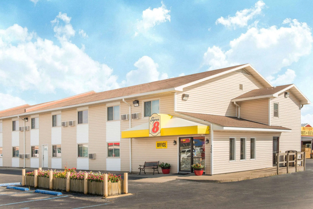 Super 8 Moberly